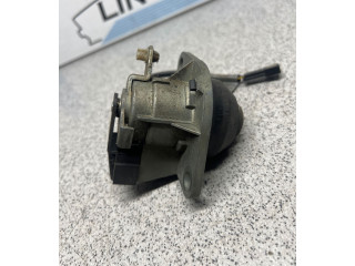 Zámek zadních dveří 8363699 BMW 5 E39 2000