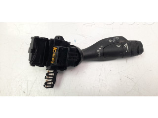 Ручка стеклоочистителей 31674103   Volvo V60