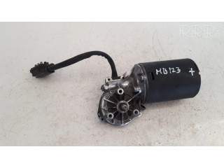 Двигатель стеклоочистителей