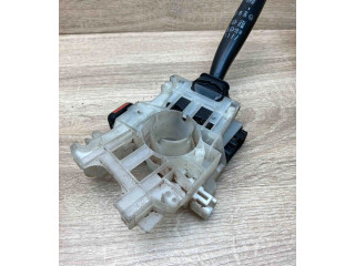 Ручка стеклоочистителей 83111FC07, 17A688 Subaru Forester SF