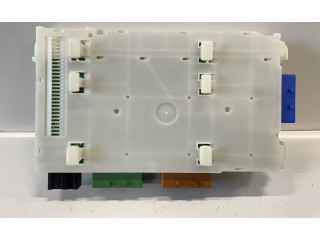Блок предохранителей  30765624AE, 30765624AE   Volvo V70    