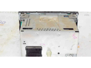 Радио/ проигрыватель CD/DVD / навигация