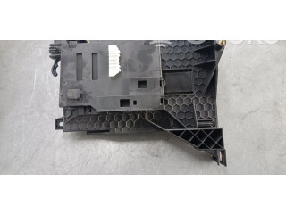 Блок предохранителей 1769001101 Mercedes-Benz A W176