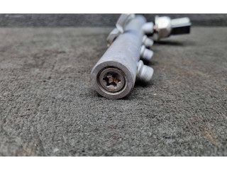 Vstřikovací lišta 059130089AB, 059130758E   Audi Q7 4L     