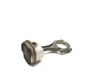 Píst 7647339   BMW 7 F01 F02 F03 F04  pro benzínový motor 4.4 N63 B44 B 