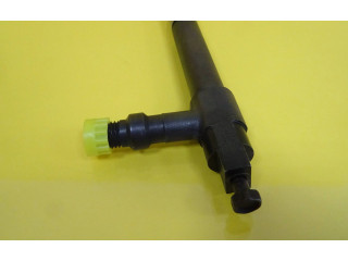 Форсунка Mazda Premacy