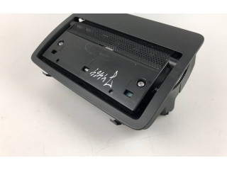 Дисплей 8UO857273A Audi Q3 8U