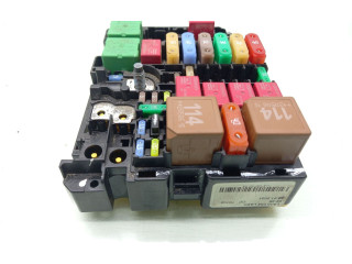 Блок предохранителей 9804848480 Peugeot 2008 II