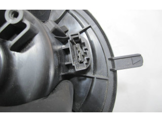 Вентилятор печки 1K1819015F Volkswagen Caddy