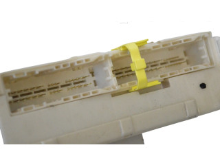 Блок комфорта 702200495, 827300B61   Lexus GS 300 350 430 450H   