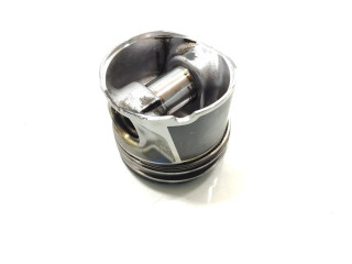  Поршень YD22DDTi   Nissan X-Trail T30  