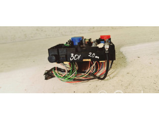 Pojistková skříňka 9804848580 Peugeot 301 2020