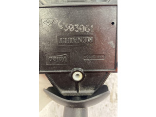 Ручка стеклоочистителей Dacia Lodgy