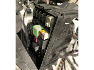 Блок предохранителей 5Q0907361G, 63513541 Audi Q3 8U