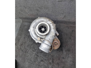 Pojistková skříňka Турбина 046145703G Audi A6 S6 C4 4A 1996