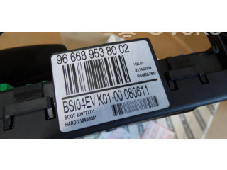 Pojistková skříňka 966689538002 Peugeot 3008 2011