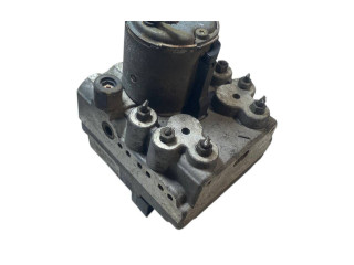 Блок АБС 701614111D, 0273004098 Volkswagen Transporter - Caravelle T4 1991 - 2003 года