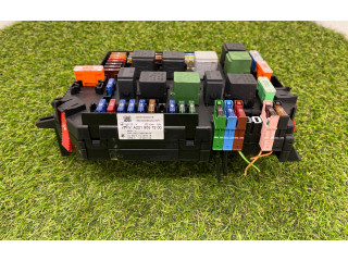 Pojistková skříňka A2219067200, A2219063600 Mercede-Benz S W221 2013