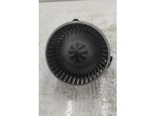 Вентилятор печки Mitsubishi Pajero