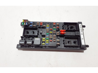 Блок предохранителей FK7214F041AB Land Rover Discovery Sport