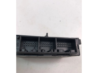 Блок управления 30682548   Volvo V70