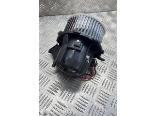 Вентилятор печки       Audi Q5 SQ5