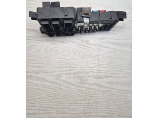 Блок предохранителей 8678449, 518829007   Volvo V70    