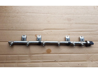 Vstřikovací lišta 7535897   BMW 3 E90 E91     