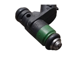 Форсунка 03E906031 Skoda Fabia Mk2 (5J) CBZB