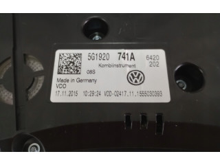 Панель приборов 5G1920741A Volkswagen Golf VII