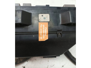 Блок предохранителей     Daihatsu Terios    