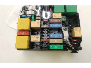 Блок предохранителей 9671941780 Citroen C3 Aircross