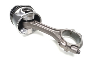 Поршень с шатуном 4N14 Mitsubishi Outlander