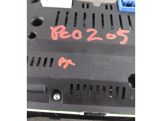 Přístrojová deska Toyota Avensis T250 2006 83800-05632, 83800-05632