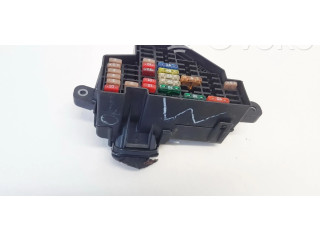 Блок предохранителей Volkswagen Jetta V