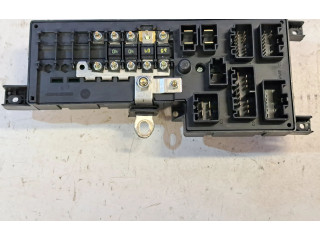 Pojistková skříňka 30728008, 518828108 Volvo XC90 2005