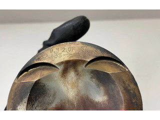  Поршень с шатуном  02606LJ1, WU3  Audi A3 S3 8V  