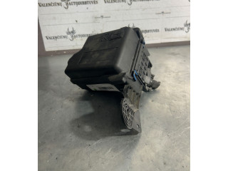 Блок предохранителей  9671924480   Peugeot 2008 I    