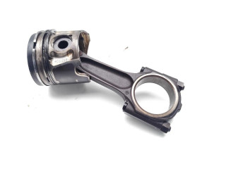 Поршень с шатуном D4204T D4204T Volvo V50