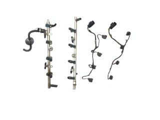 Топливная рампа 2W939F775AA   Jaguar XJ X350   для двигателя AJ8FT