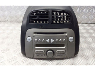 Радио/ проигрыватель CD/DVD / навигация 86180-B1161 Daihatsu Sirion