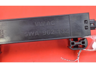 Звукоусилитель 5FA224075, 5FA224075 Skoda Octavia 985