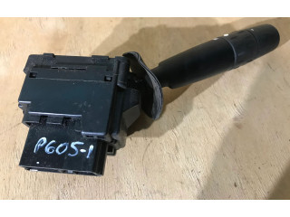 Ручка стеклоочистителей 9606378577, 33689501 Peugeot 605