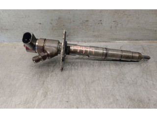 Vstřikovač 057103113C   Audi A8 S8 D3 4E    ASE 