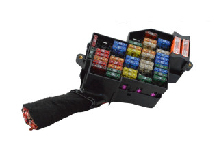 Pojistková skříňka 7P0941828A, 7P0941824A Porsche Cayenne (92A) 2014