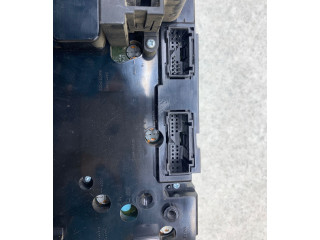 Блок управления климат-контролем 8697140, 04W52E04 Volvo XC70