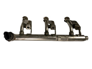 Vstřikovací lišta DM5G9H487AA, BM5G9F972BA Ford Fiesta 10FD0X