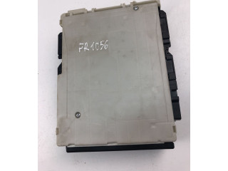   Pojistková skříňka 8273033Q31, FR1056   Toyota Camry 2019