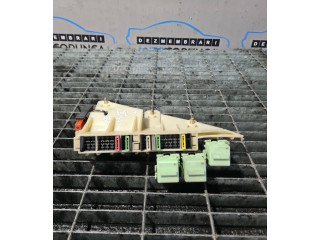 Блок предохранителей         Alpine B10 E39 