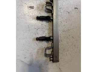 Топливная рампа 4M5G9D280DB, 060929C   Ford Mondeo Mk III  